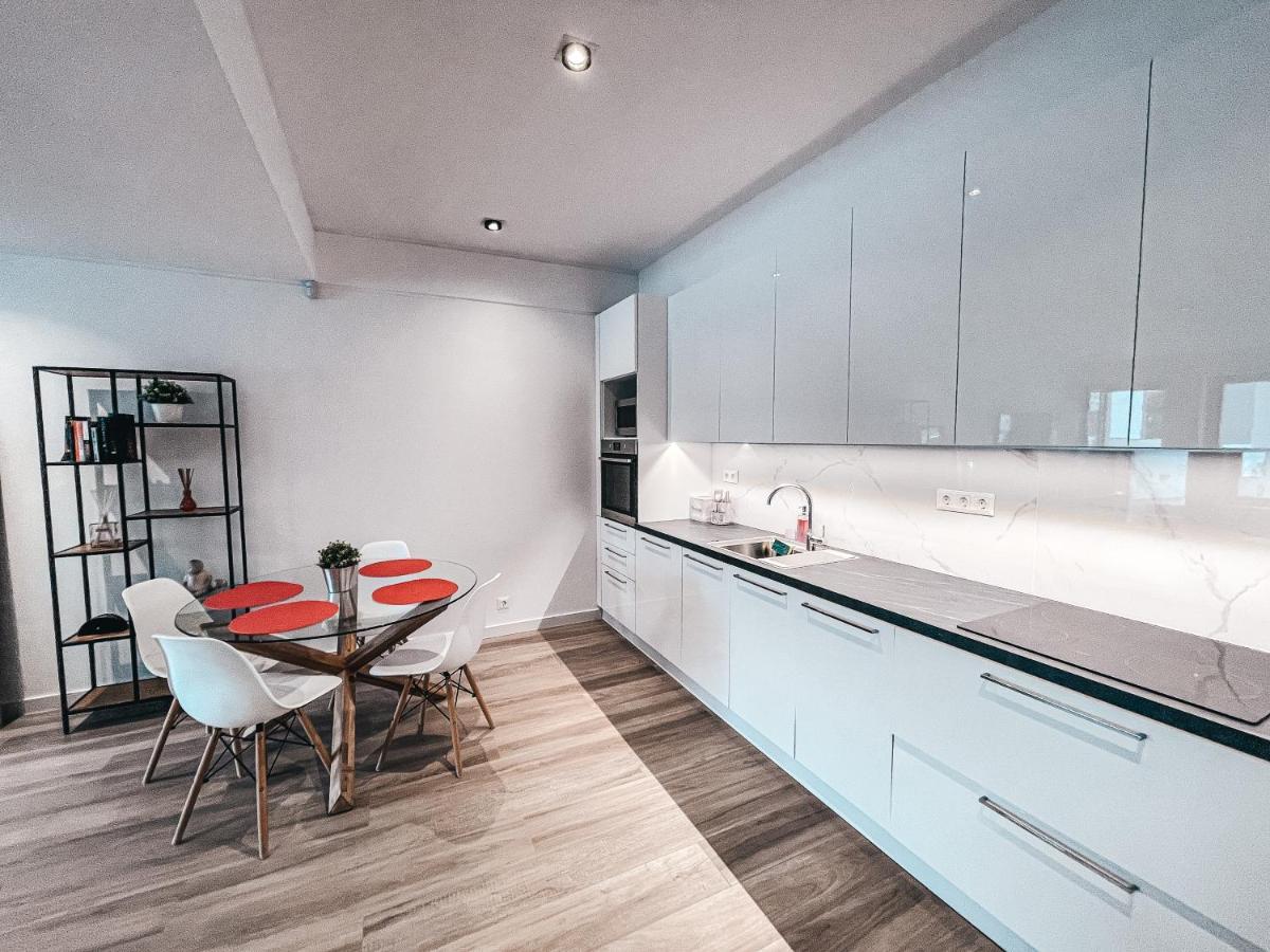 Pool Voula Apartment Close To Kavouri Beach By Cielo Homes Атина Екстериор снимка